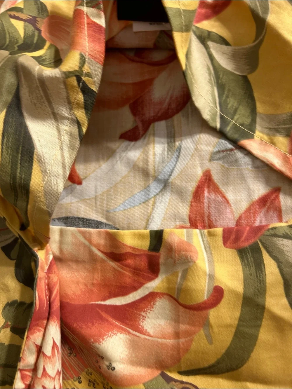 TOMMY BAHAMA HOME TROPICAL LILY KING SIZE ISLAND-INSPIRED VINTAGE PILLOW SHAMS